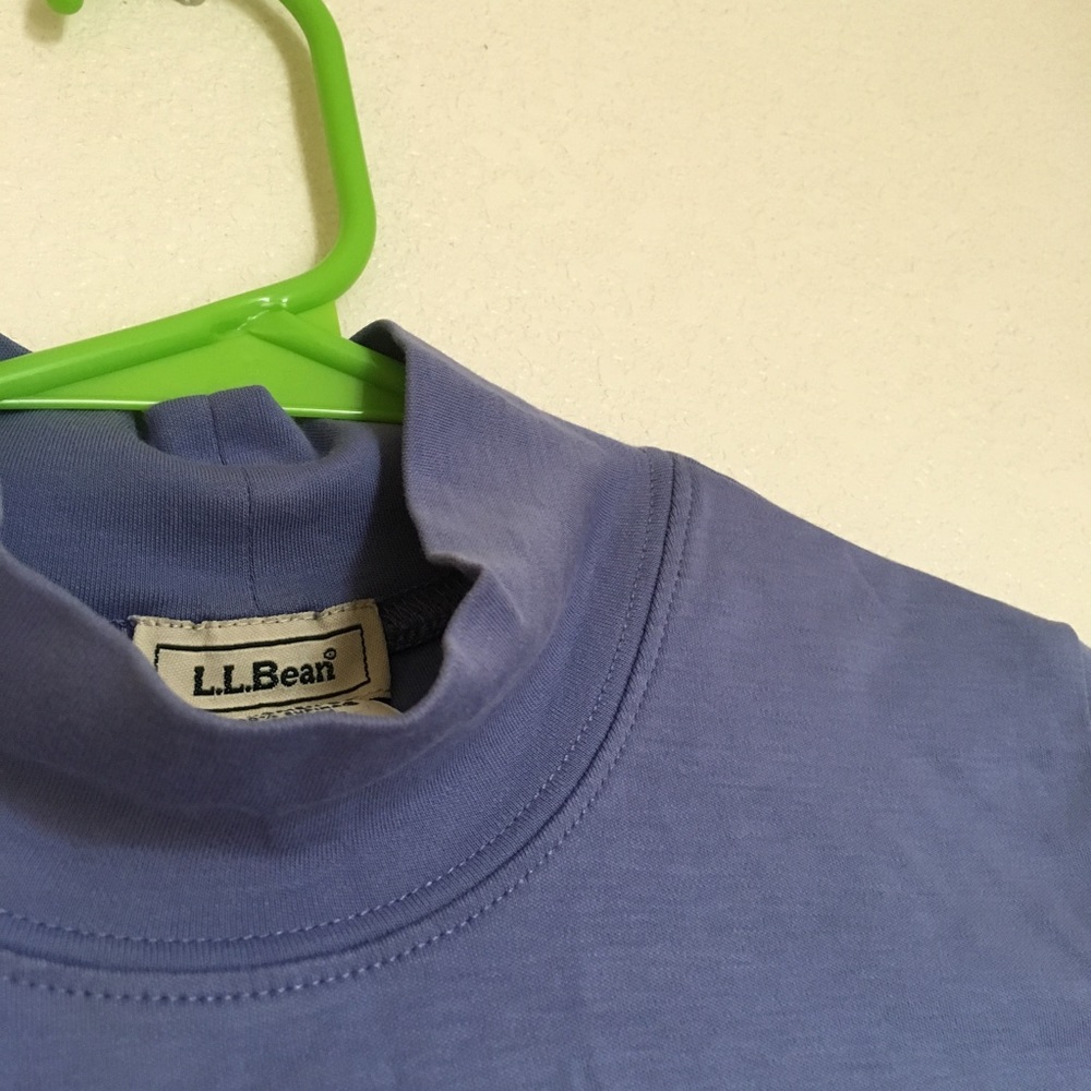 L.L. Bean mock neck Tee - Picture 2 of 4